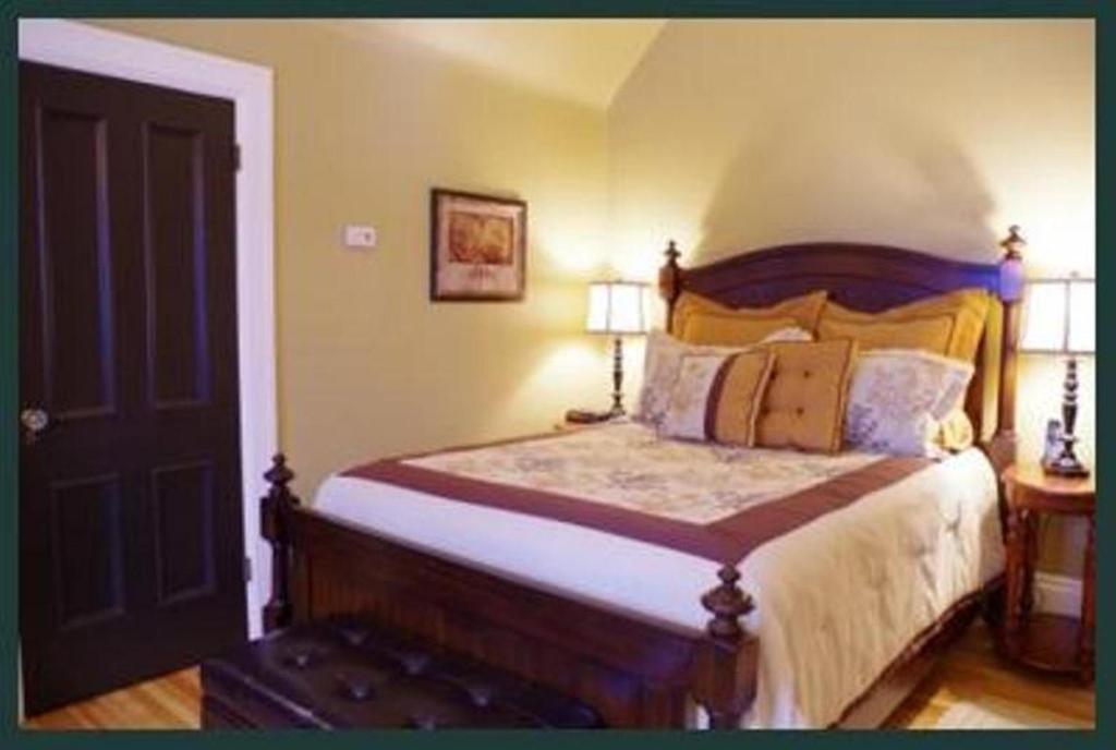 Quartermain House Bed & Breakfast Fredericton Pokoj fotografie